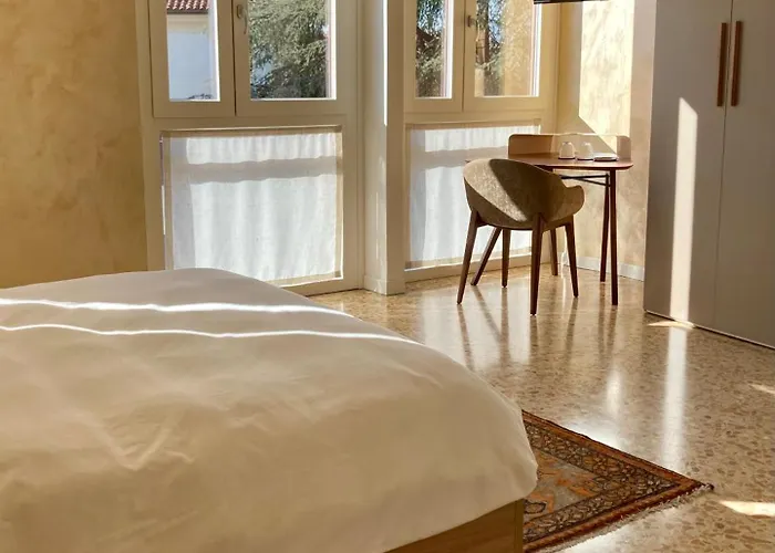 T-rooms 巴萨诺－德尔格拉帕