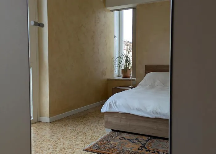 T-rooms 招待所