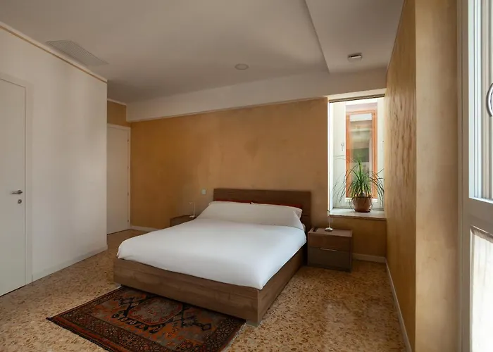 T-rooms Konukevi 3*
